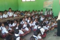 interaksi guru dan siswa SD GMIT Noenoni TTS-NTT