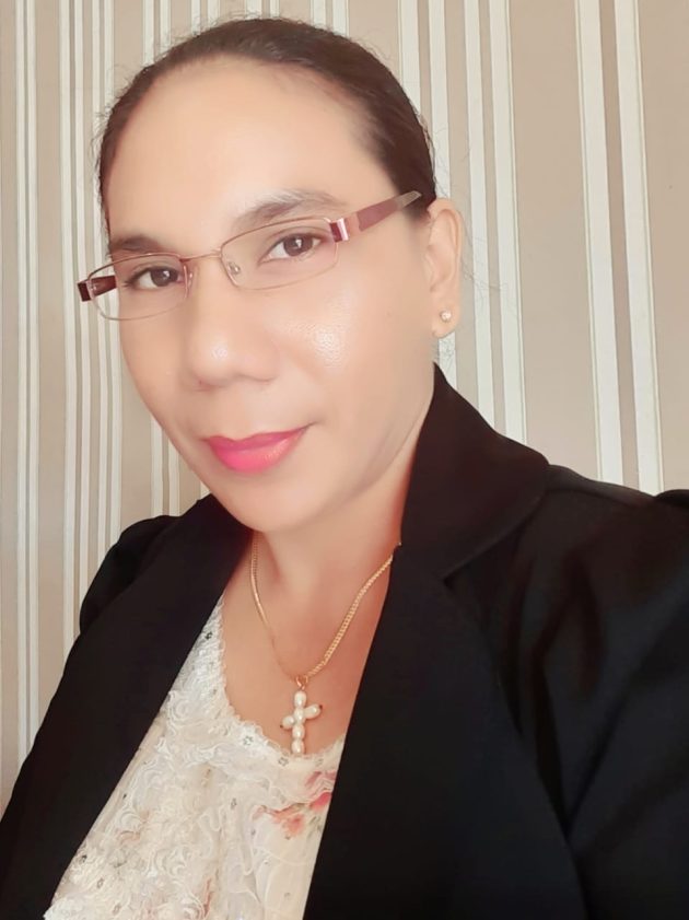 Yulianti Pulungtana (Kepala UPTD SMP Negeri 5 Kupang Barat Satu Atap, Desa Sumlili, Kec. Kupang Barat Kab. Kupang)