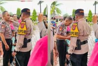 Kenaikan pangkat anggota Polres Kupang di penghujung tahun 2025.