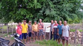 Masyarakat melakukan aksi protes terhadap pekerjaan irigasi oleh PT Adhi Karya dikarenakan petani di wilayah tersebut terancam gagal tanam dan gagal panen.