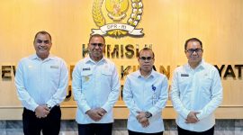 Gubernur NTT bersama Kepala Dinas PUPR NTT, Kepala Dinas Pertanian NTT dan Kepala Badan Perbatasan NTT di Komisi II DPR RI.