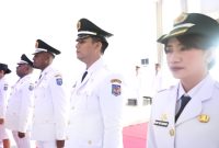 Jebolan IPDN dilantik sebagai camat dan lurah se Kabupaten Kupang.