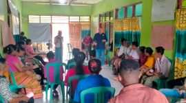 Anggota DPRD NTT, Winston Rondo bersama CIS Timor dan masyarakat Desa Meusin.
