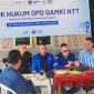 Tim Hukum DPD GAMKI NTT, Amos Lafu, SH., MH, Obet Djami, SH., MH, Ferdy Boimau, SH., MH, Hangri Pah, SH, saat memberikan pelayanan hukum di GMIT Siloam, Kecamatan Amabi Oefeto Timur, Kabupaten Kupang.