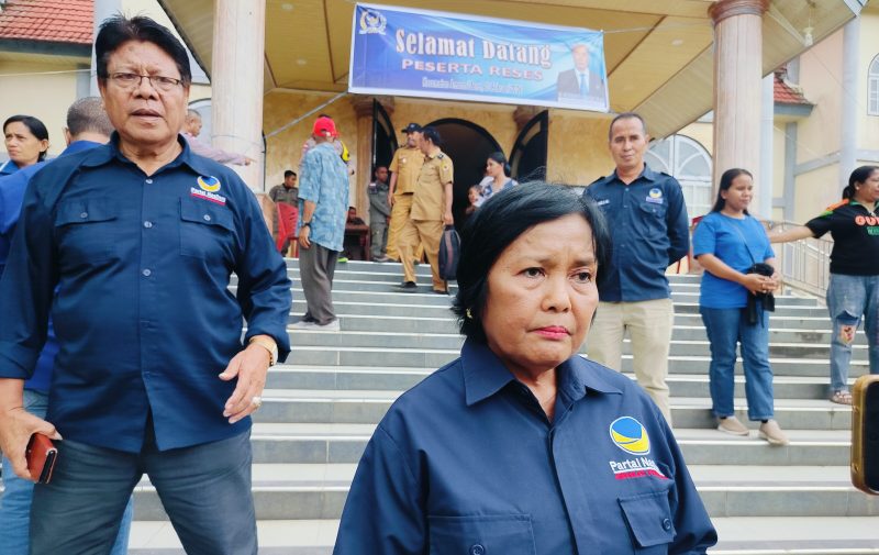 Wakil Ketua II DPRD Kabupaten Kupang, Sofia Malelak de Haan.