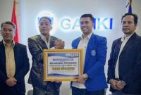 Penandatanganan kerjasama GAMKI dengan Dewan Pengacara Nasional Indonesia dan FHP Law School.