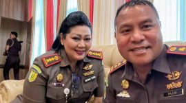 Kepala Kejaksaan Negeri Kota Kupang Shirley Manutede dan Kepala Kejaksaan Negeri Kabupaten Kupang, Yupiter Selan.