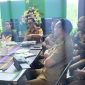 Kepala Dinas PUPR NTT bersama jajaran berdiskusi dengan Kejaksaan Tinggi NTT.