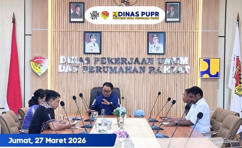 Kadis PUPR NTT, Benyamin Nahak pimpin rapat bersama Inspektorat guna mengawal program pembangunan 3 juta rumah.
