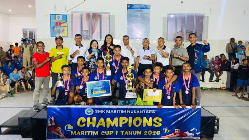 Tim Voli Putra SMPN 1 Fatuleu Tengah juara Maritim Cup 1.