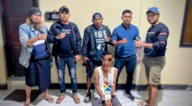 Tim Resmob Polres Kupang bersama tersangka usai ditangkap.