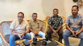 Korban Roni Hendra Naes bersama kuasa hukumnya Advokat Amos Lafu, S.H.,M.H dan Advokat Ferdianto Boimau, S.H.,M.H.