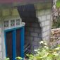 Rumah warga Desa Oeniko terdampak bencana tanah bergerak dan longsor.