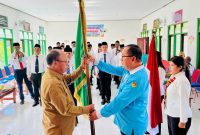 Ketua Umum Persatuan Bola Voli Seluruh Indonesia (PBVSI) NTT, Winston Neil Rondo lantik Pengurus Kabupaten (Pengkab) PBVSI Sumba Barat periode 2026–2030.