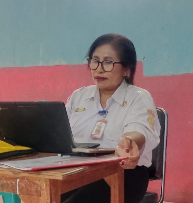 Yane E. Suni, M.Pd; ft: Admin