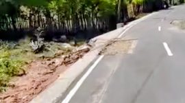 Salah satu titik yang diperbaiki pihak ketiga di proyek Jalan Sulamu.