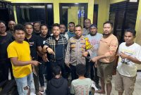 Kasat Reskrim Polres Kupang berhasil amankan dua pelaku pelemparan mobil pick up di Camplong, Kabupaten Kupang.