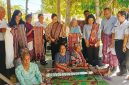 Rombongan Verifikator & produk tais Amarasi; ft: Ansel