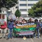Aliansi Mahasiswa dan Pemuda untuk Demokrasi (AMPD) ketika melakukan aksi di Jakarta.
