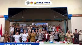 Foto bersama usai penandatanganan Komitmen Damai dan Sumpah Adat masyarakat di Adonara Timur.