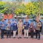 Bupati Kupang Yosef Lede bersama jajarannya saat menerima dukungan fasilitas dari Kementerian Keuangan untuk meningkatkan pelayanan kepada masyarakat Kabupaten Kupang. 