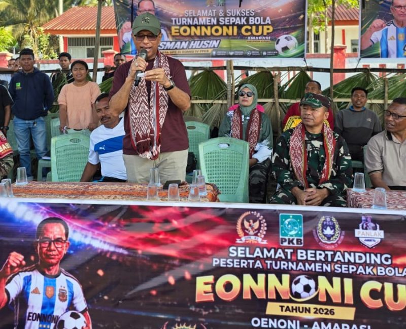 Sambutan sekaligus membuka turnamen oleh Anggota DPR RI Komisi IV Fraksi PKB Dapil NTT II, Usman Husin pada Eonnoni Cup 2026 di Amarasi.