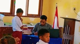 Suasana guru & murid; ft: Roni