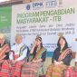 Prof. Ir. Endra Joelianto, Ph.D dan tim didampingi Pembina Yayasan