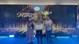 Kapolres Kupang AKBP Adhytia Octorio Putra, S.I.K., menerima penghargaan Kompolnas Award 2026 di Jakarta, Kamis (17/9/2026), setelah Polres Kupang berhasil masuk lima besar nasional untuk Kategori B.